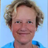 Danielle van den Hoogen